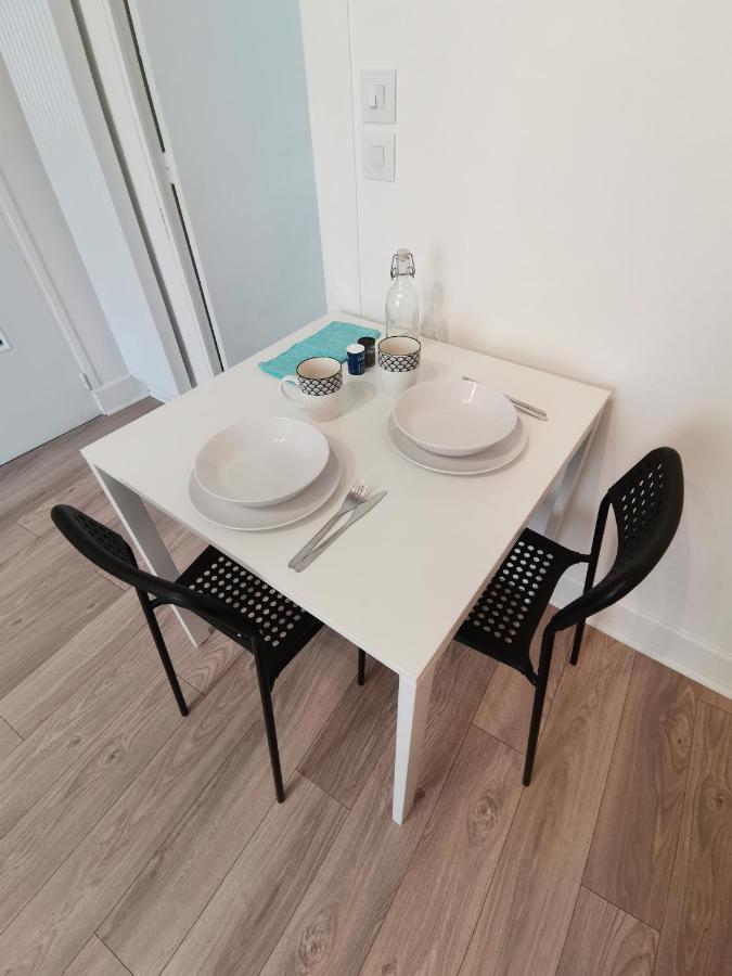 Anemone - Studio Tout Confort En Centre Ville Millau Bagian luar foto